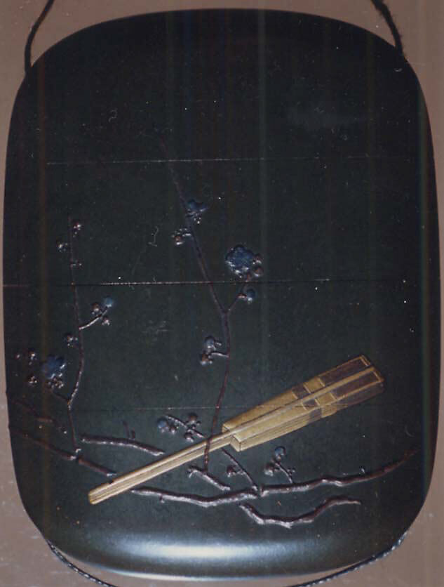 Case (Inrō) with Design of Fans and Plum Branch, Gold maki-e with black lacquer, Japan