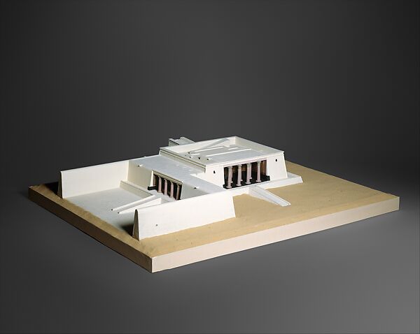 Model of the valley temple of king Sahure at Abusir, Fifth Dynasty, Gebruder Stegemann, Berlin, 1910, Mortar, Plaster, Stucco 