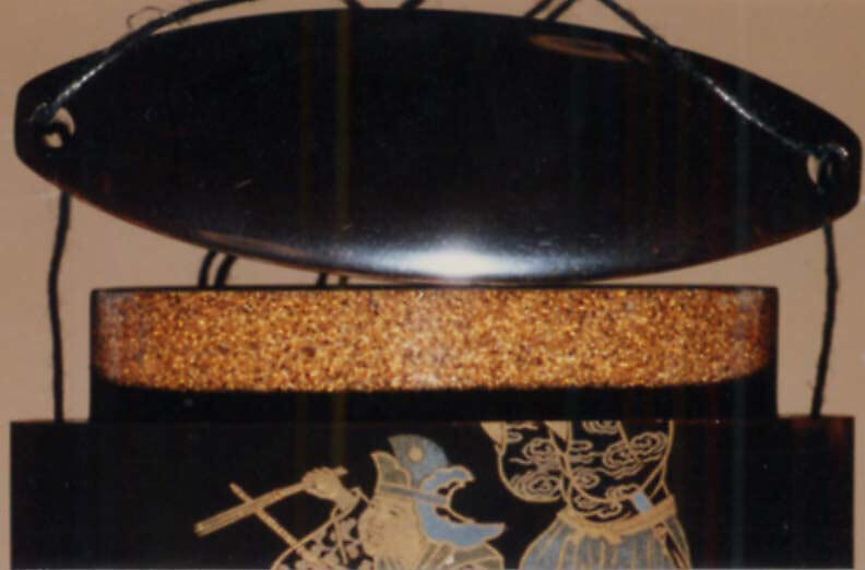 Case (Inrō) with Design of Dancer, Musicians and Drum, Lacquer, roiro, gold and coloured togidashi; Interior: nashiji and fundame, Japan