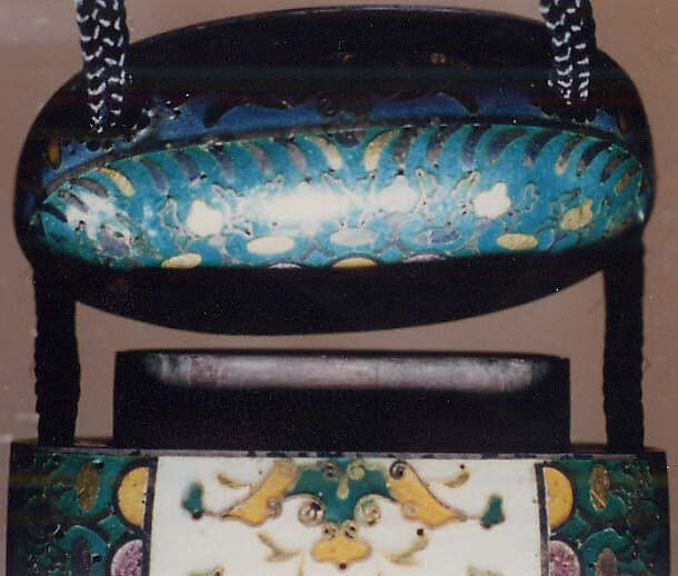 Case (Inrō) with Design of Stylized Flowers and Scrolls, Metal cloisonne, metal, cloisonne, green, white, yellow and grey enamels; Interior: silver metal, Japan