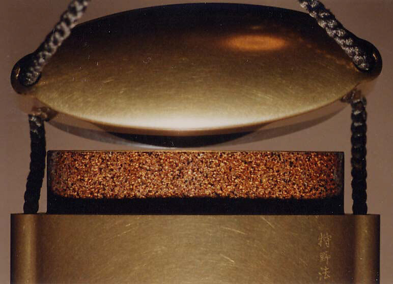 Inrō with Gibbons in a Landscape, Design by Kano Sukekiyo (1787–1840), Four cases; lacquered wood with togidashimaki-e imitating ink painting (togikirimaki-e) on gold lacquer groundNetsuke: ivory; monkey on horsebackOjime: bronze; monkey, Japan