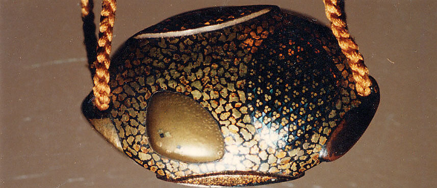 Case (Inrō) with Design of Shells, Tōyō (Japanese, active second half of the 18th century), Lacquer, roiro, gyobu, gold, black, silver and brown hiramakie, takamakie; Interior: nashiji and fundame, Japan