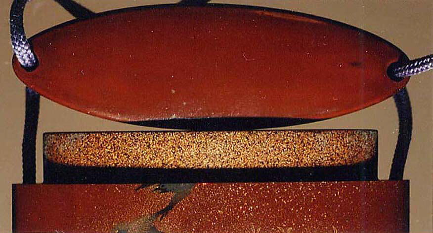 Case (Inrō) with Design of Birds in Flight and Seated beside Rice Sheaves, Lacquer, brown, nashiji, gold, black and red togidashi; Interior: nashiji and fundame, Japan