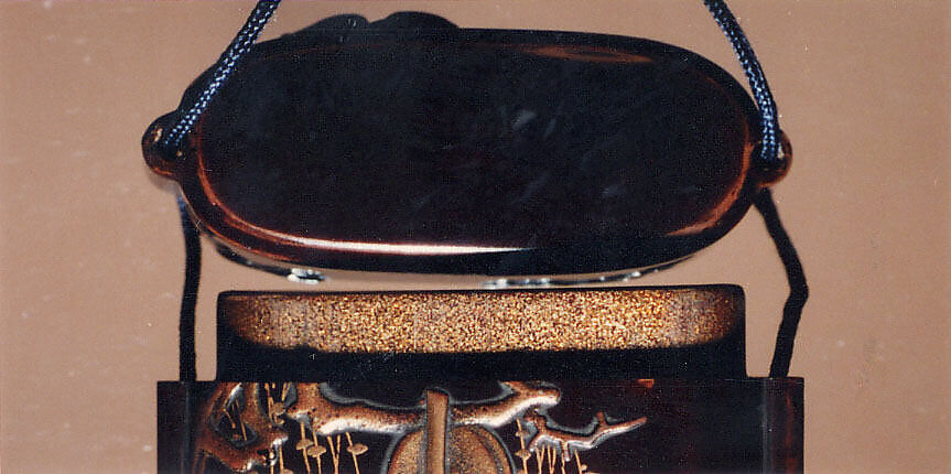 Case (Inrō) with Design of Gibbon Reaching for Frog (Symbol of Moon) (obverse); Well with Bucket (reverse), Lacquer, roiro, gold, silver and brown hiramakie, takamakie, applied metal; Interior: nashiji and fundame, Japan