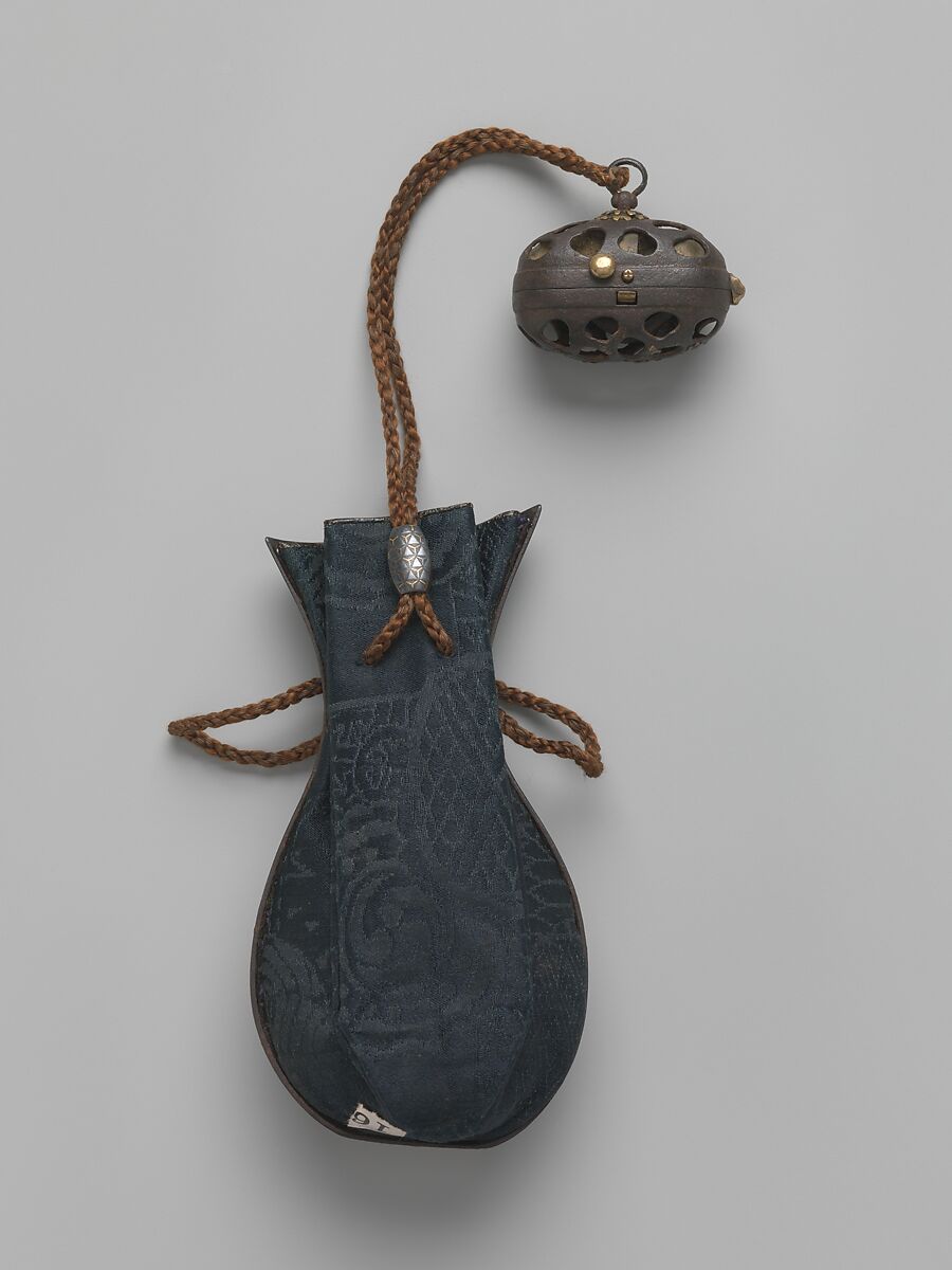 Tobacco pouch, Iron, Japan 