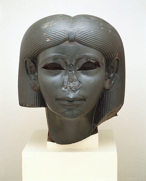 Head of a Statue of a Queen or Princess as a Sphinx, Chlorite 