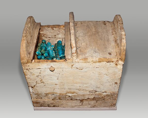 Shabti Box of Henettawy (C), Daughter of Isetemkheb


