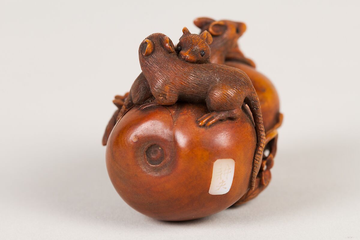 Netsuke of Gourd and Mice, Wood, Japan