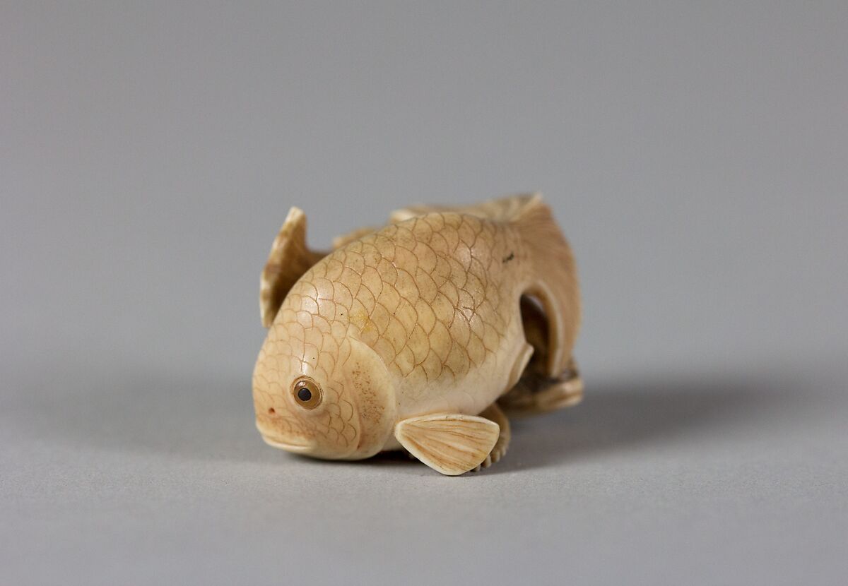 Two Fish, Ivory, Japan