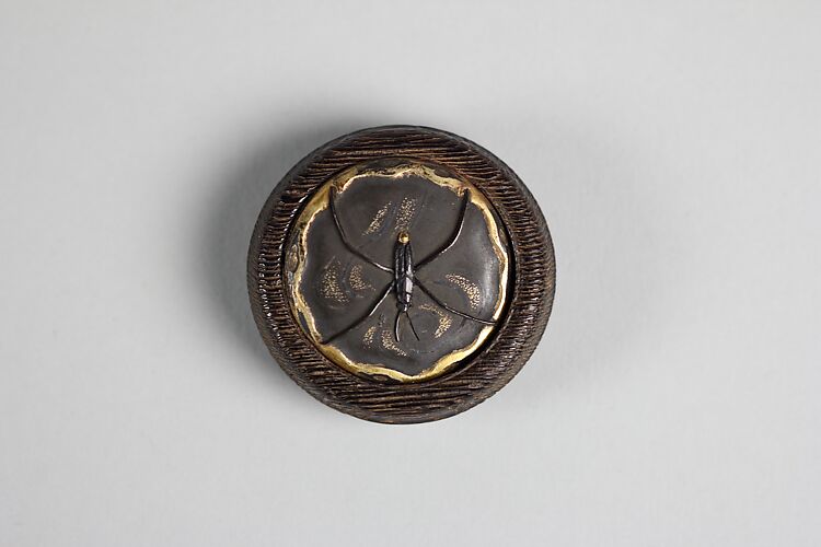 Netsuke with Decoration of Insect