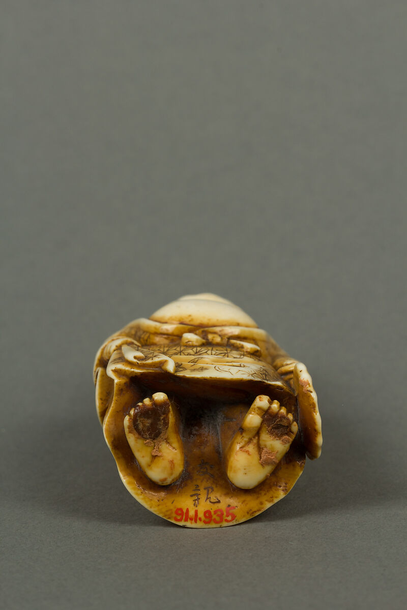 Netsuke of Woman, Ivory, Japan