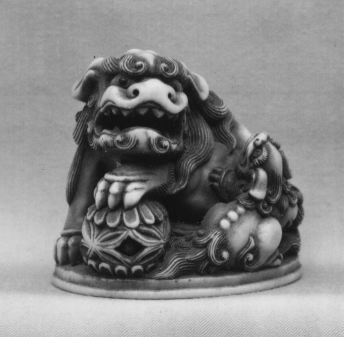 Netsuke of Lion with Ball and Cub, Ivory, Japan 