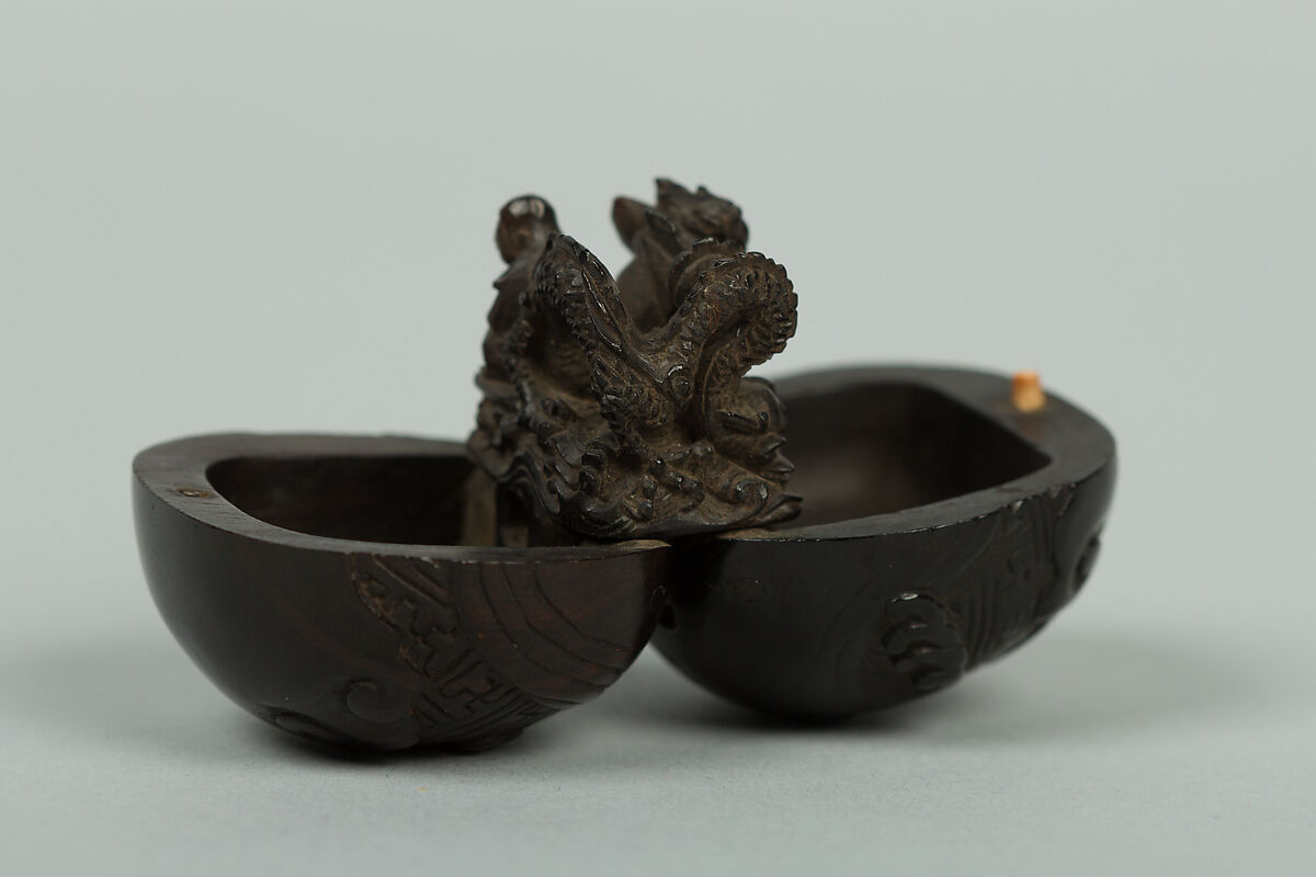 Netsuke Containing Dragon and Figures, Wood, Japan 