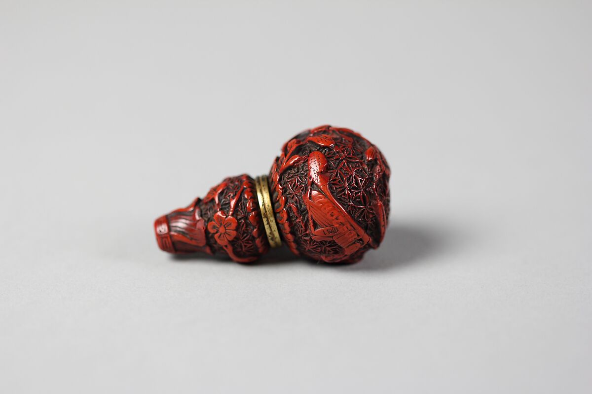 Netsuke of Double-Gourd Shape, Red lacquer, Japan 