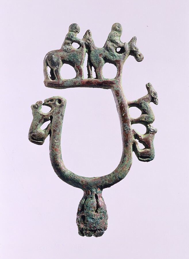 Harness Jingle with Mounted Hunters, Bronze, Northeast China 
