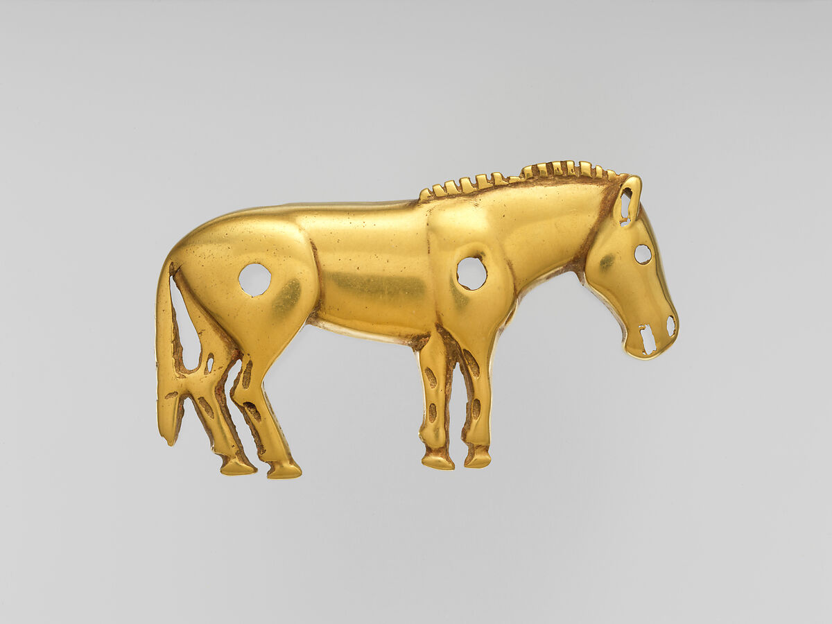 Pectoral in the shape of a horse, Gold, North or northeast China