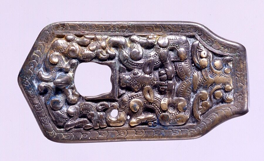 Belt Buckle with Animal Motifs, Tinned bronze, Northwest China 