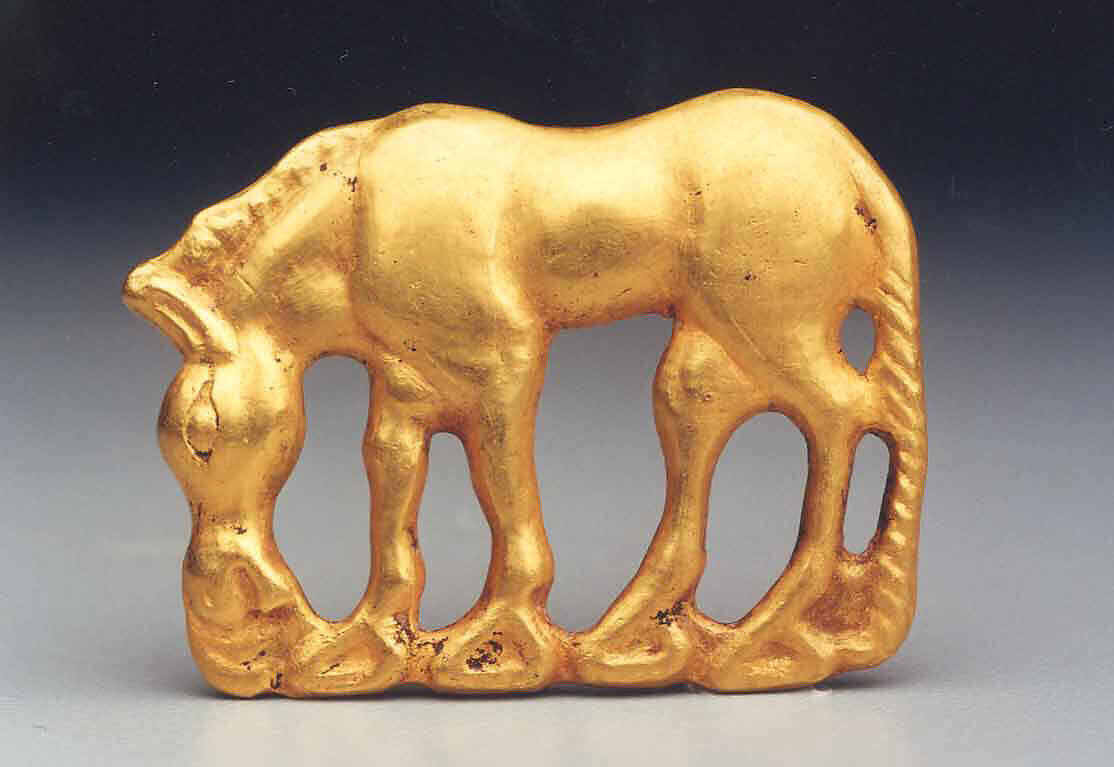 Plaque in the Shape of a Grazing Kulan, Gold, Northwest China 
