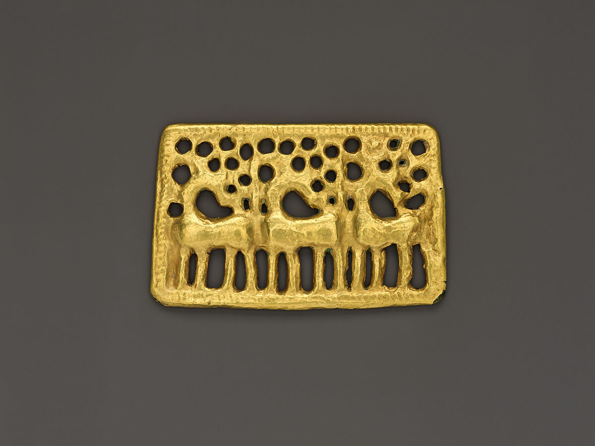 Garment Plaque with Three Stags, Bronze wrapped with gold sheet, Northeast China 
