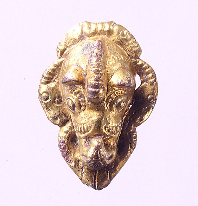 Harness Fitting with Zoomorphic Motif, Gilded bronze, North China 