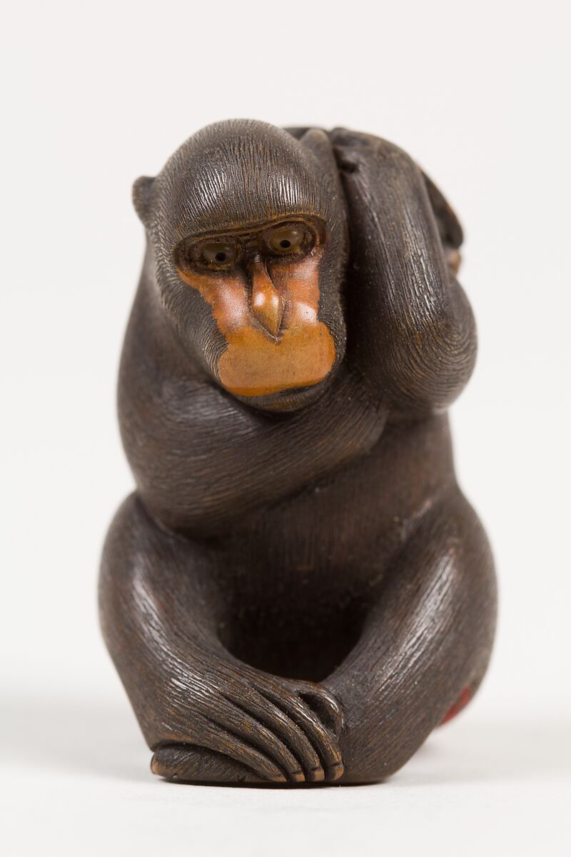 Netsuke of Seated Monkey Carrying a Bunch of Grapes and Leaves, Koichi (Japanese, 19th century), Wood, horn, Japan