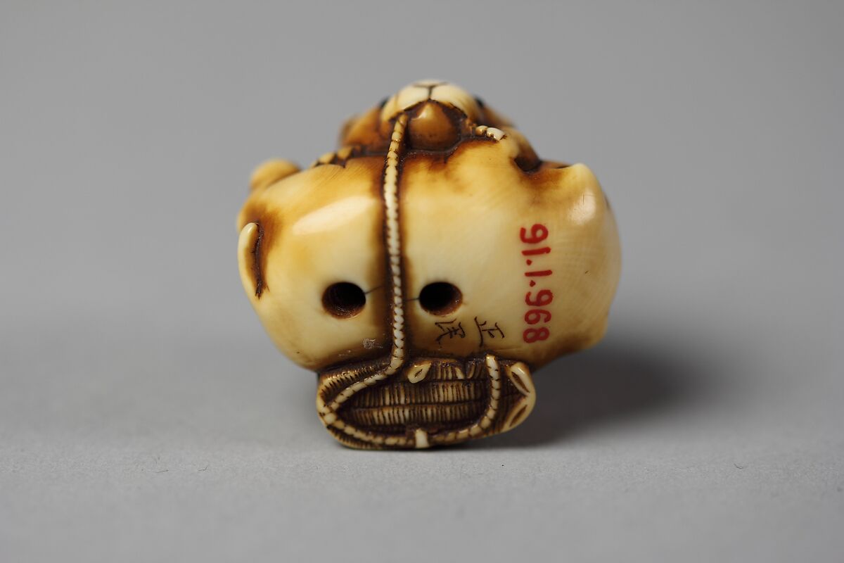 Netsuke of Puppies at Play, Ivory, Japan