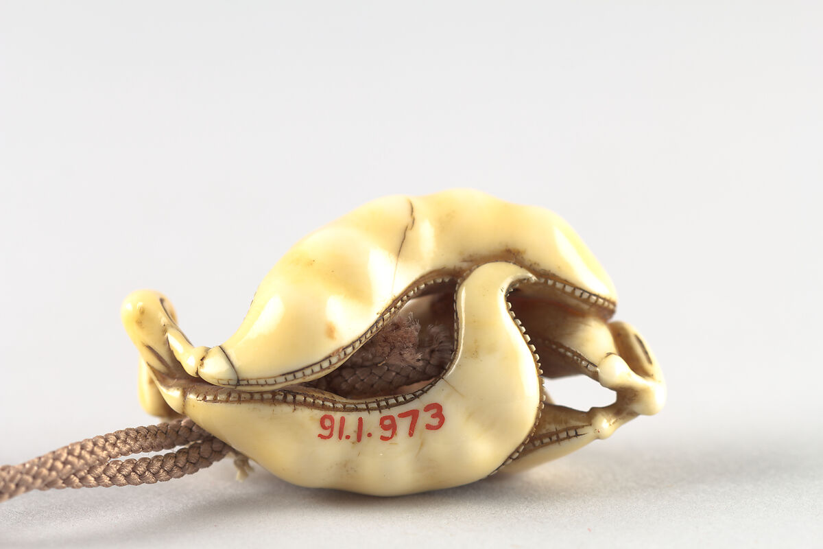 Pea Pods, Okatomo (Japanese, active late 18th–early 19th century), Ivory, Japan