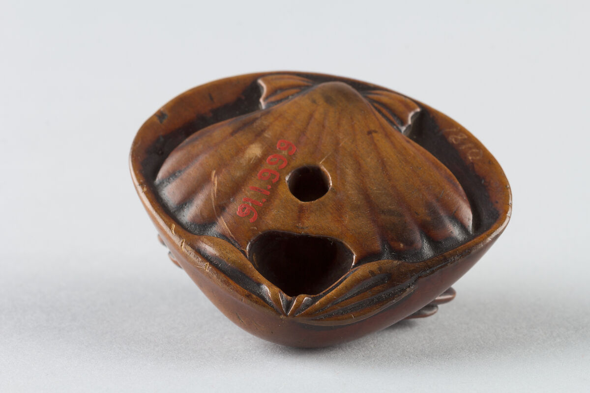 Netsuke of Crab on a Shell, Wood, Japan
