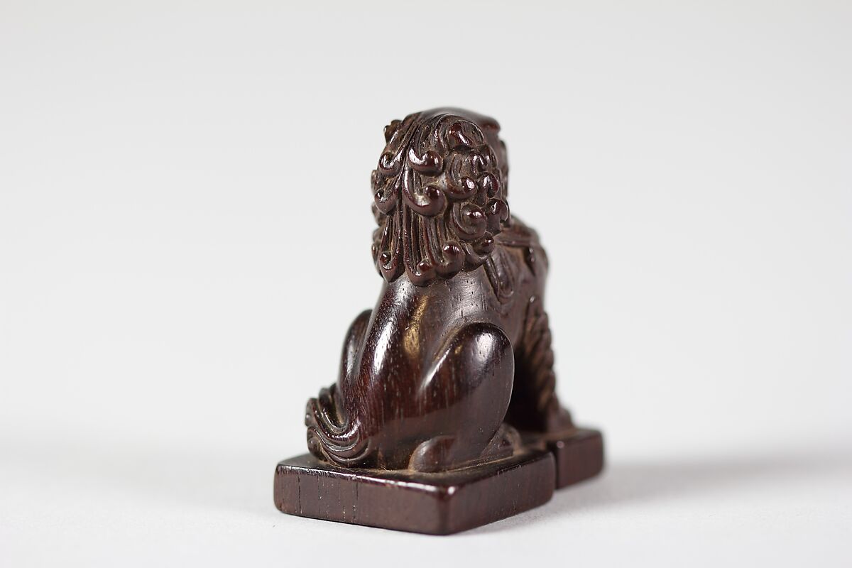 Netsuke of Seated Lion, Wood, Japan