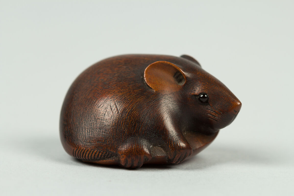 Netsuke of a Rat Grasping a Soybean Pod, Wood, Japan 