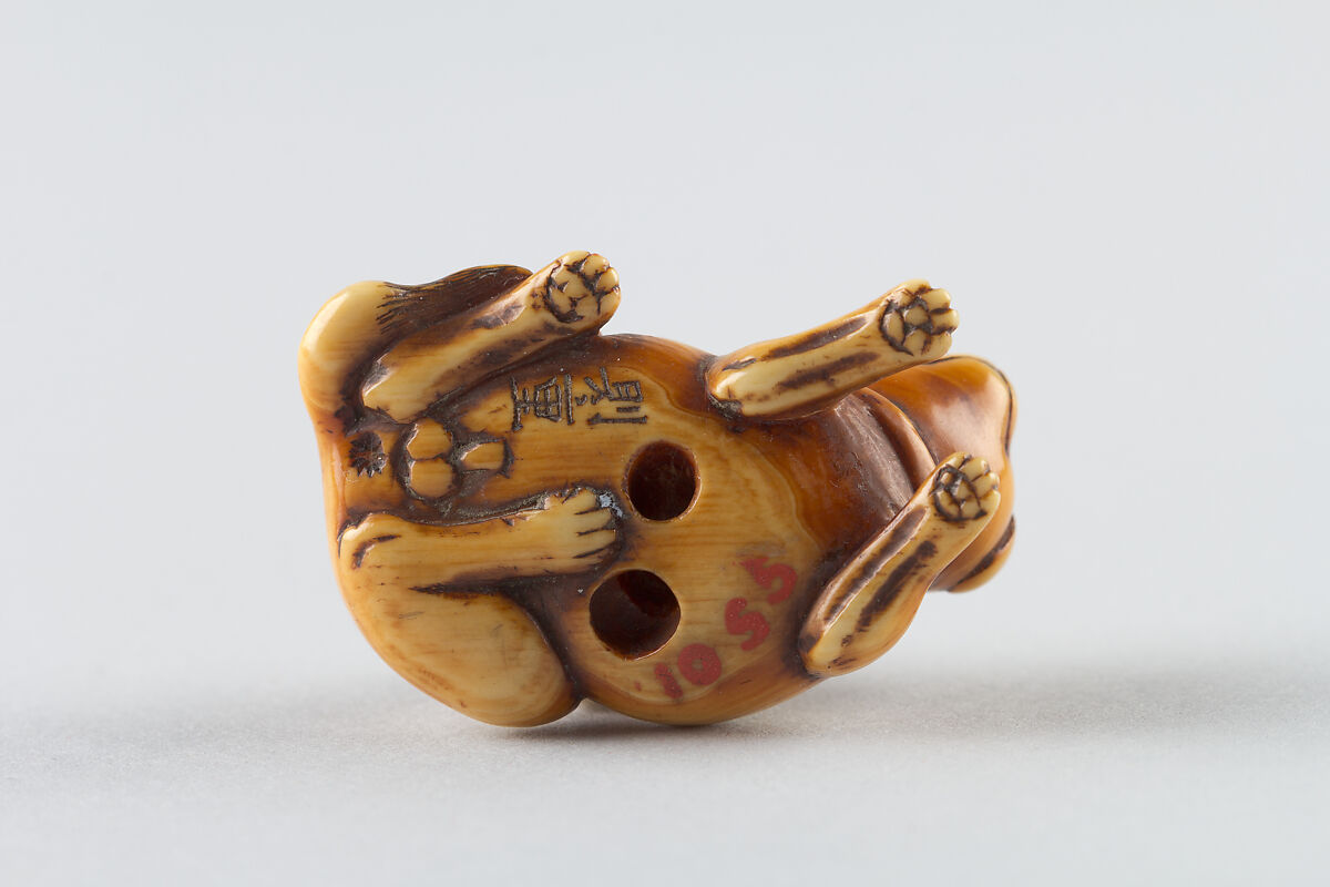 Netsuke of puppy, Ivory, Japan