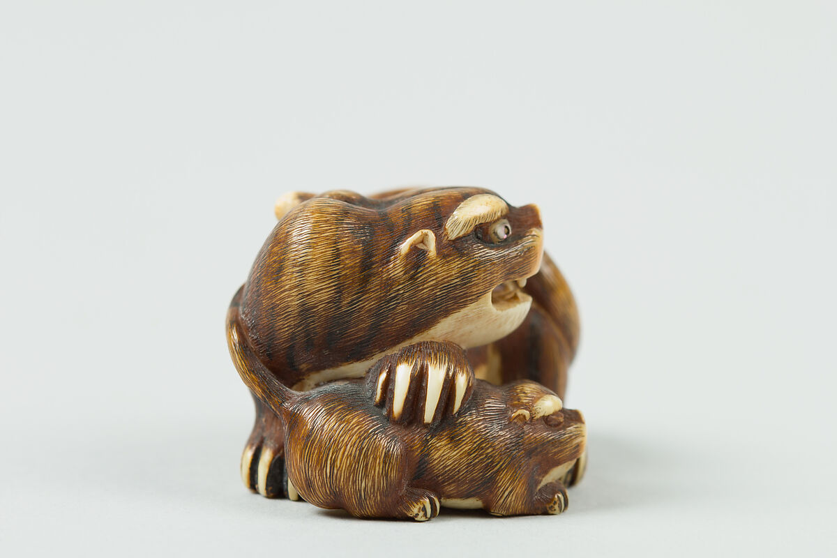 Netsuke of Tiger and Cub, Ivory, Japan
