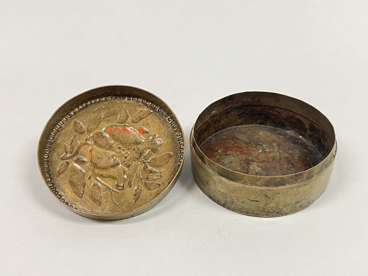 Box with Cover, Brass, Japan