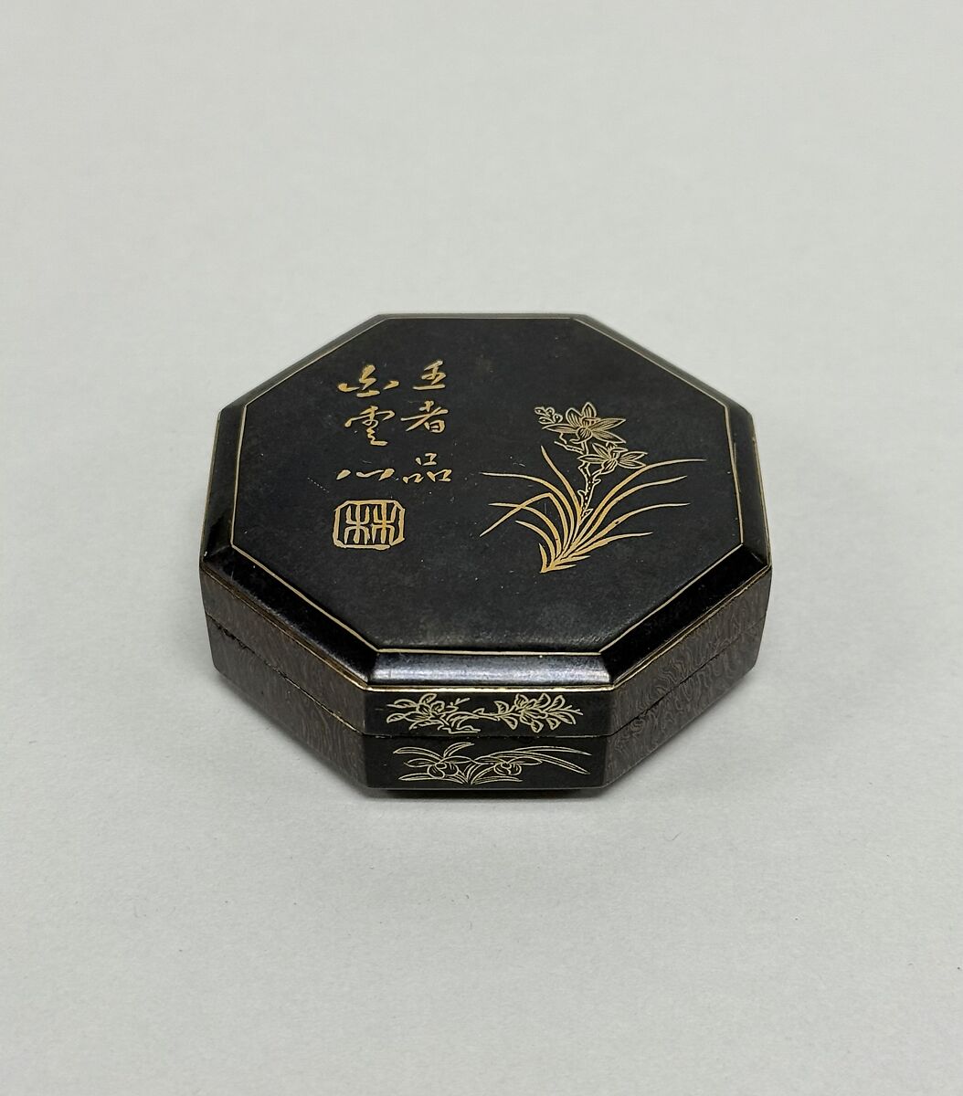 Incense Box, Black metal inlaid with gold, Japan
