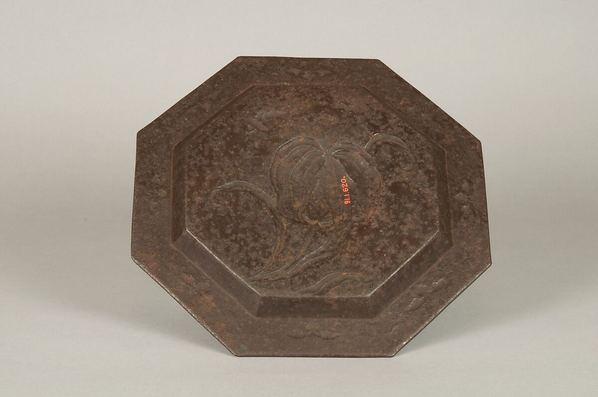 Dish, Iron repoussé and decorated with lacquer, Japan