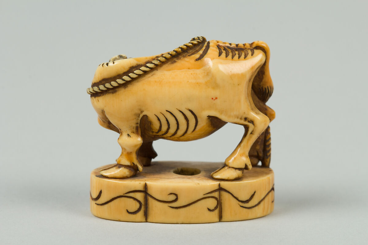 Netsuke of Ox, Ivory, Japan