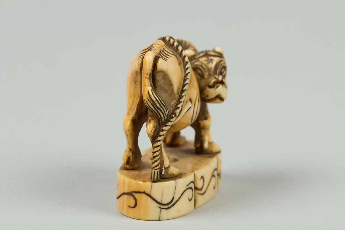 Netsuke of Ox, Ivory, Japan