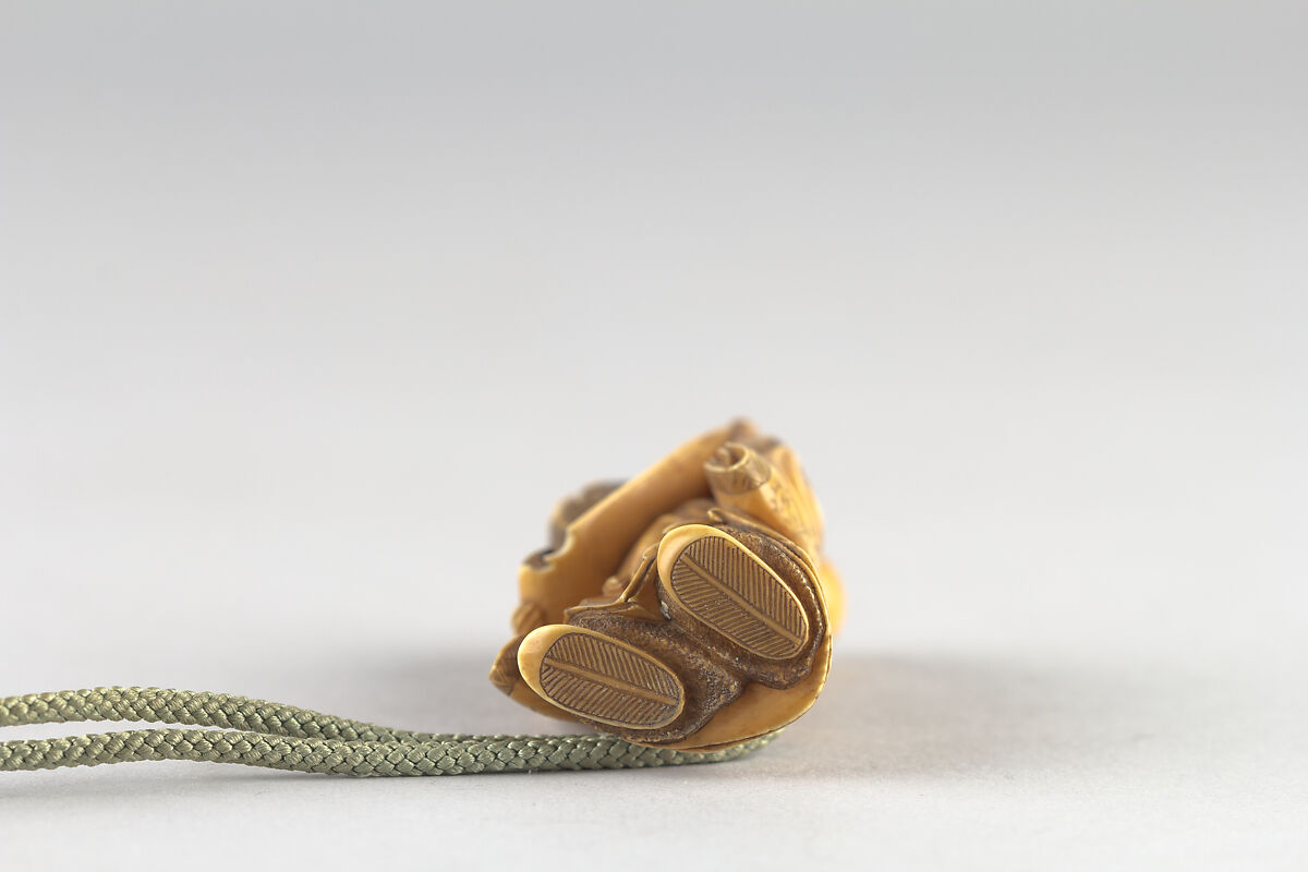 Netsuke of a Chinese sage, Ivory, Japan