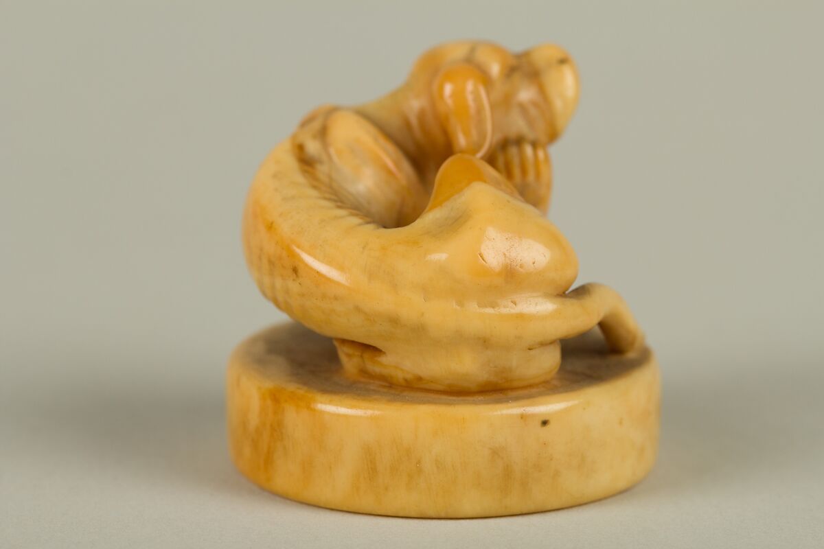 Netsuke of Dog, Ivory, Japan