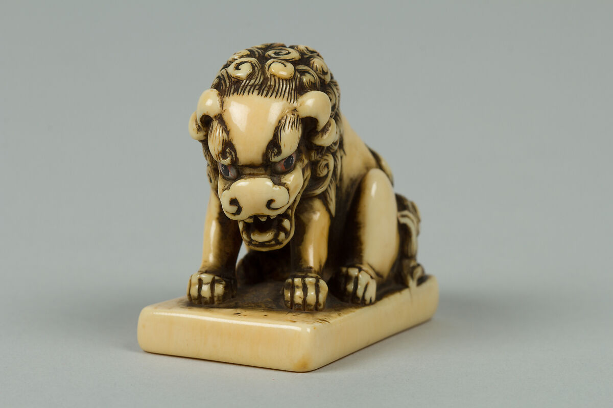 Netsuke of Lion, Ivory, Japan