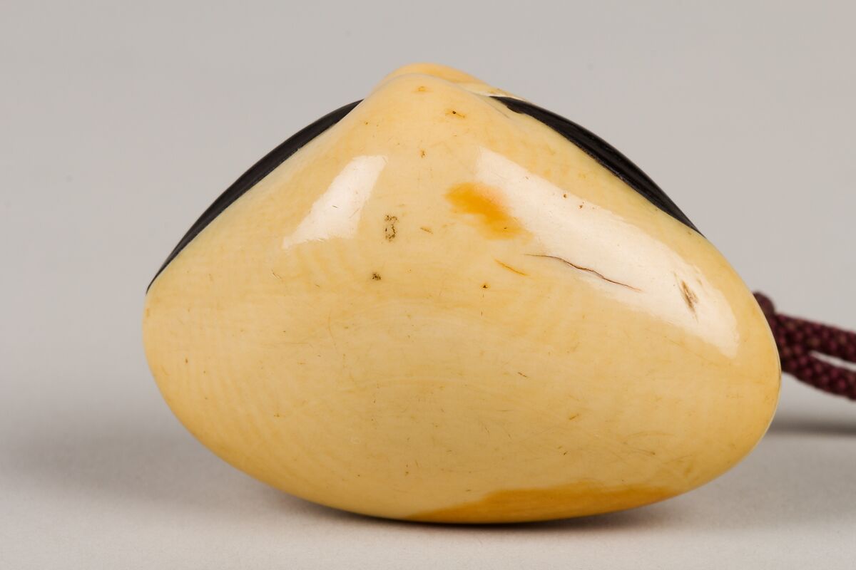 Netsuke in the form of a Clamshell Containing a Landscape, Ivory, Japan