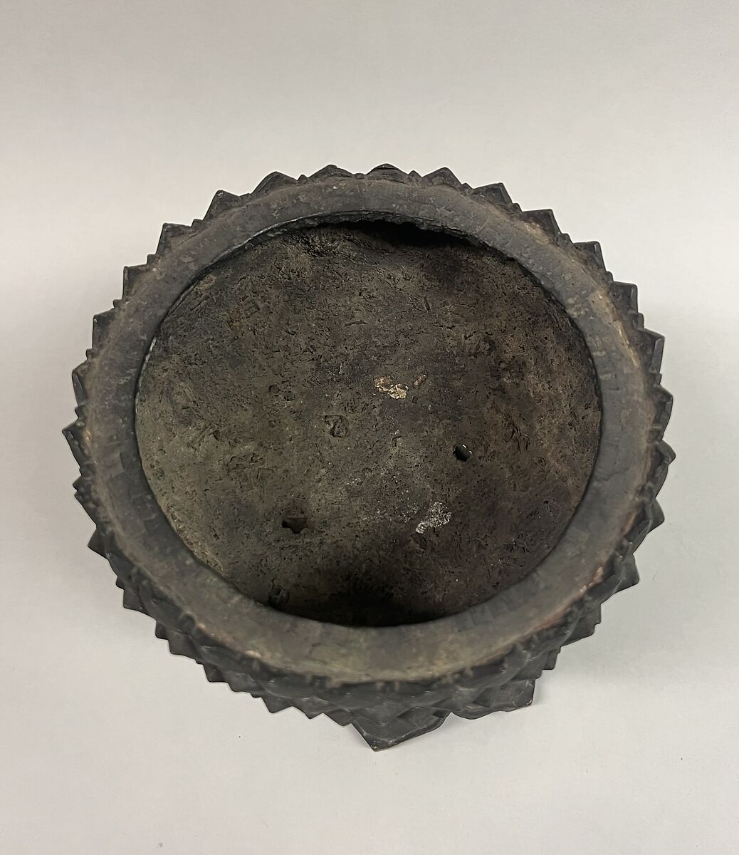 Incense burner, Brass (or iron, gilt), Japan