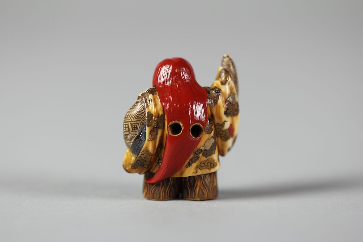 Netsuke of Noh Dancer, Ivory and lacquer, Japan