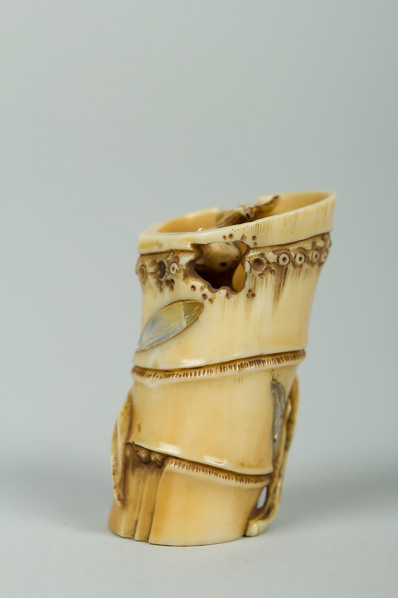 Netsuke of Piece of Bamboo Containing a Rat (or Bat (?), Ivory, Japan