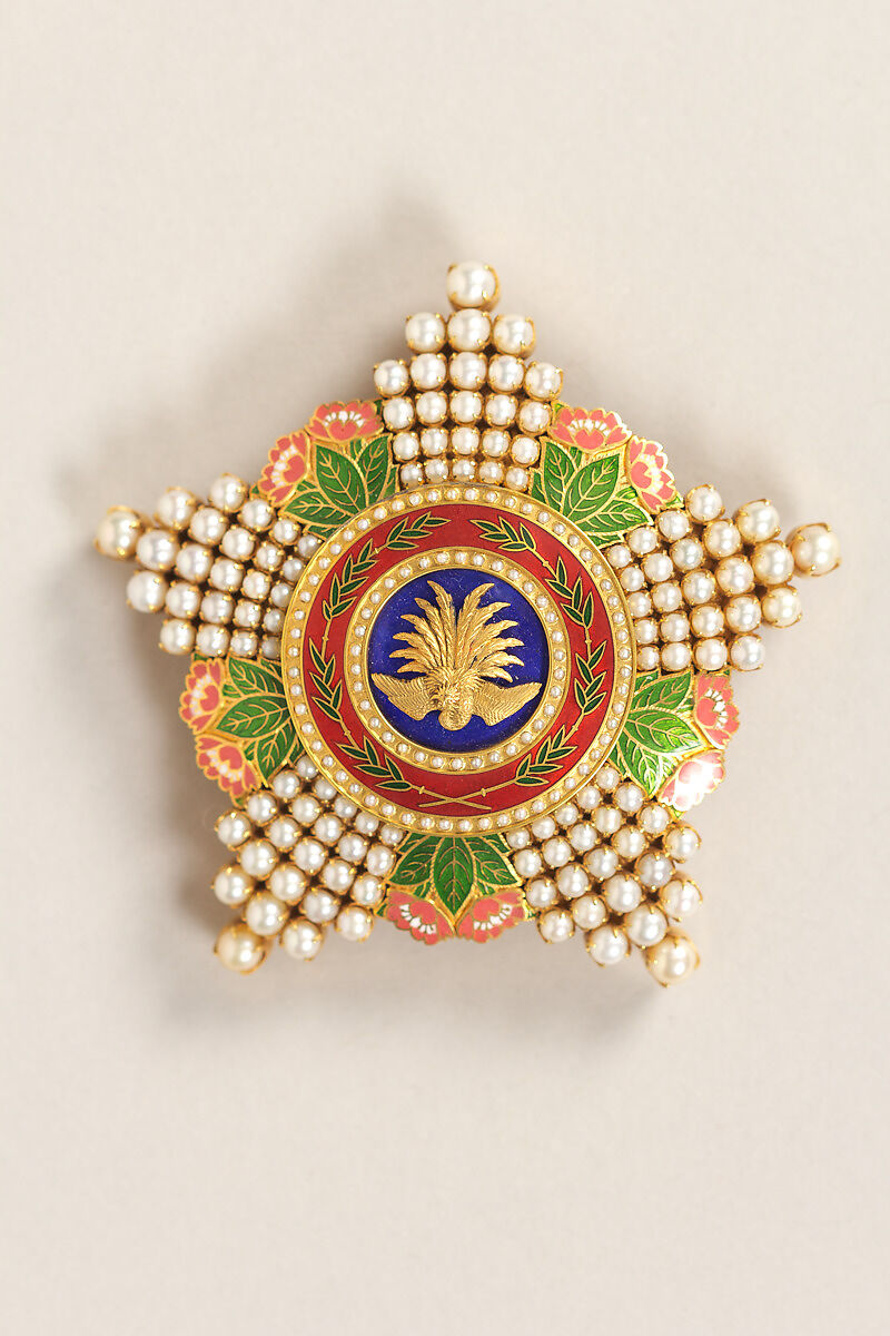 Insignia of the Order of the Precious Crown, Paulownia, Japan