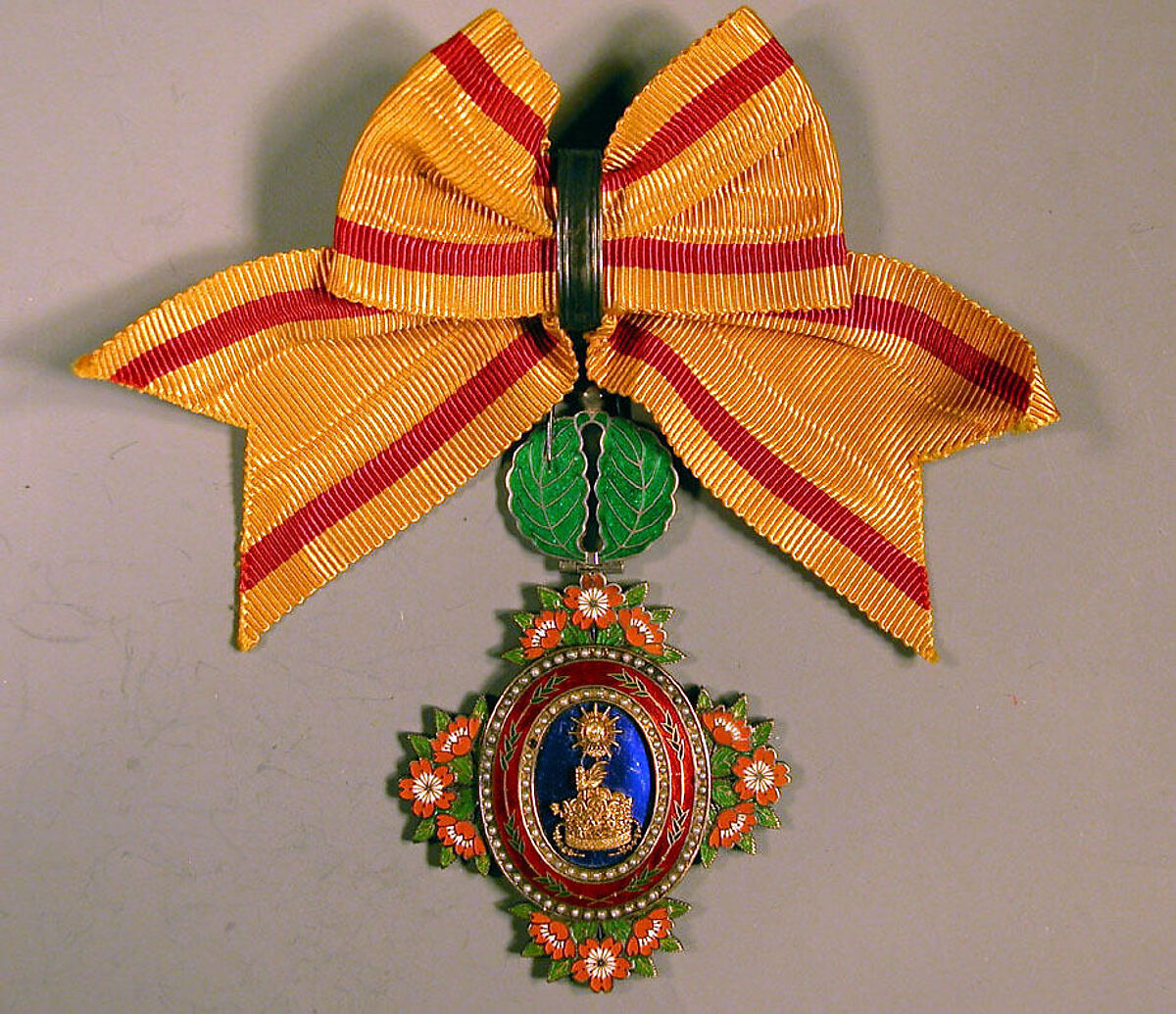 Medal, Yellow bow with red stripes, Japan 