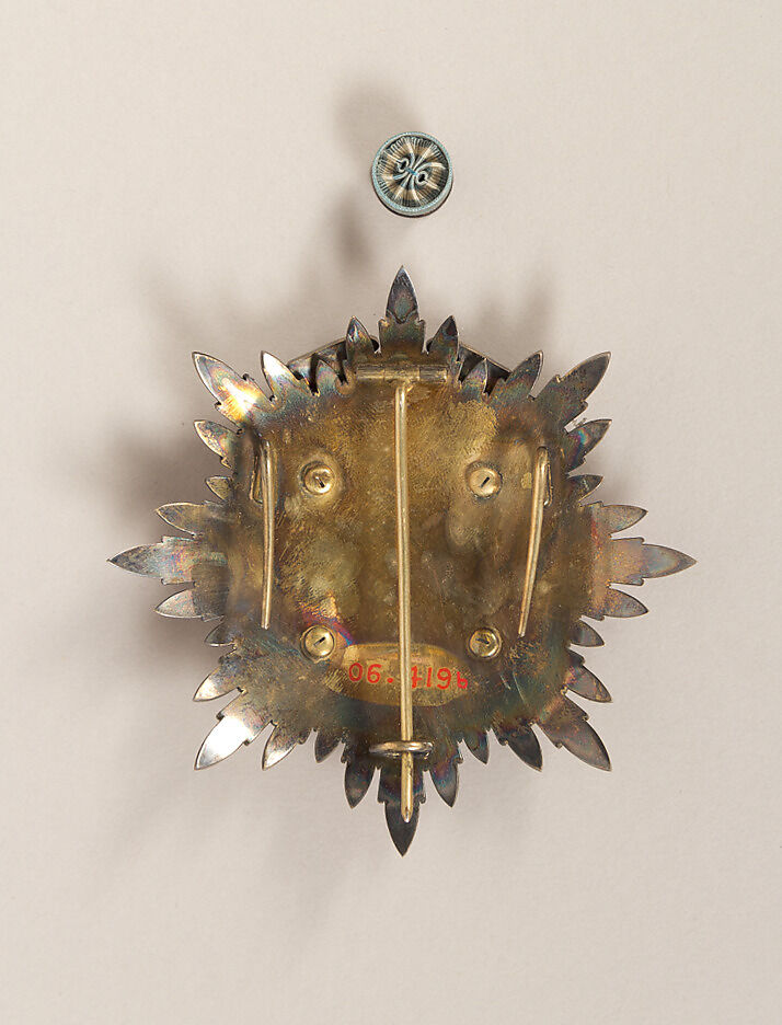 Insignia of the Order of the Golden Kite, Japan