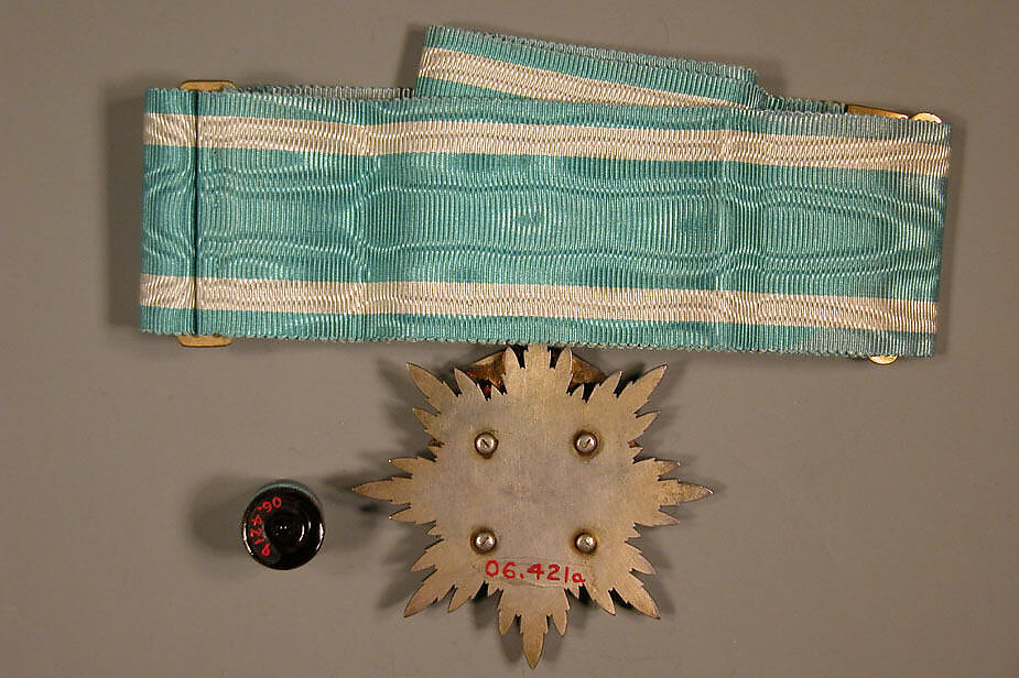 Medal and Button, Green with white stripes, Japan