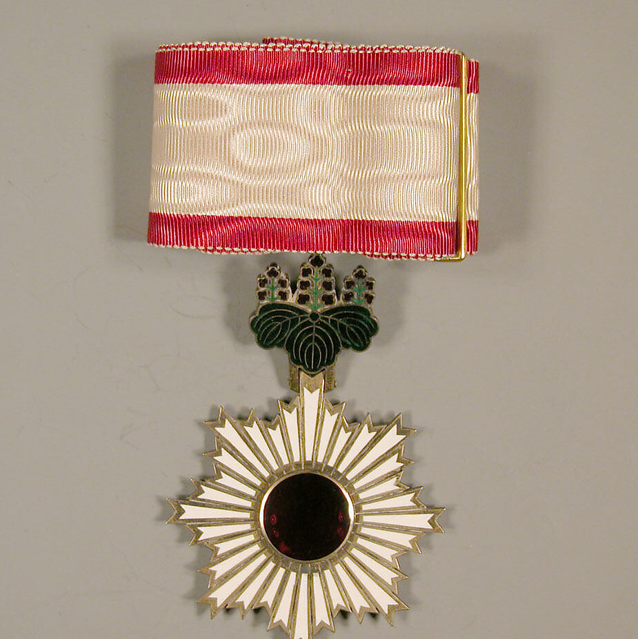 Insignia, Medal and Button, Silver; white ribbon with red borders, Japan 