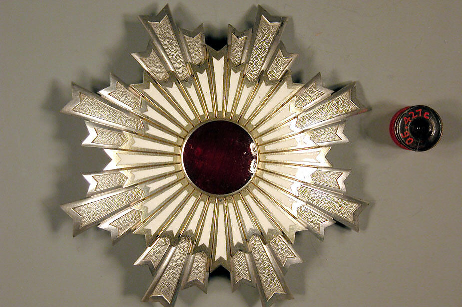 Insignia, Medal and Button, Silver; white ribbon with red borders, Japan